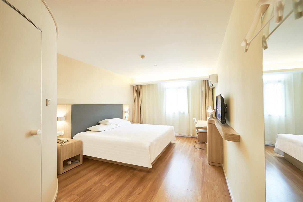 Hanting Express Xichang Qionghai Wetland Park Liangshan Yi Autonomous Prefecture Exterior photo